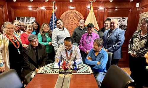 Diné bizaad becomes official language of Navajo Nation